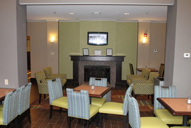 Holiday Inn Express & Suites Starkville