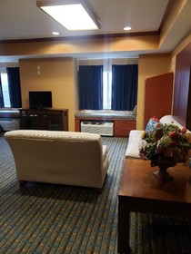 Starkville Inn & Suites