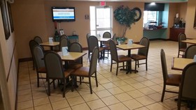 Starkville Inn & Suites