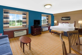 Starkville Inn & Suites