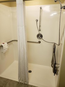 Starkville Inn & Suites