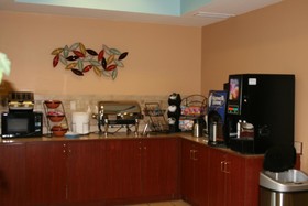 Starkville Inn & Suites
