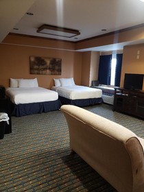 Starkville Inn & Suites