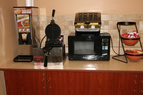 Starkville Inn & Suites
