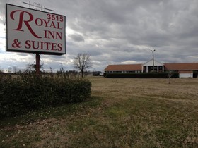 Royal Inn and Suites
