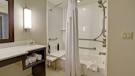 Holiday Inn Hotel & Suites Tupelo North