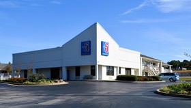 Super 7 Inn By OYO Tupelo Hwy 178