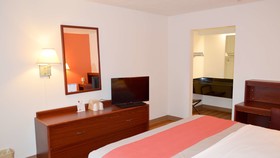Super 7 Inn By OYO Tupelo Hwy 178