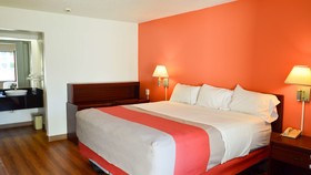Super 7 Inn By OYO Tupelo Hwy 178