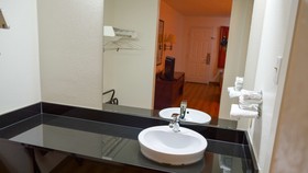 Super 7 Inn By OYO Tupelo Hwy 178