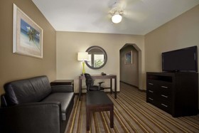 Super 8 by Wyndham Tupelo Airport