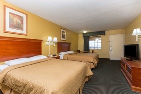 Days Inn & Suites by Wyndham Vicksburg