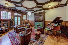 Oak Hall Bed & Breakfast