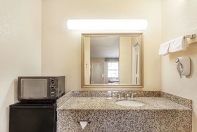 Days Inn by Wyndham Yazoo City