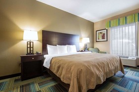 Quality Inn & Suites Arnold – St Louis