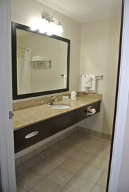Quality Inn & Suites Arnold – St Louis