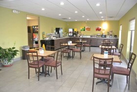 Quality Inn & Suites Arnold – St Louis