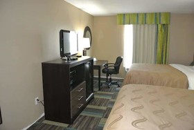 Quality Inn & Suites Arnold – St Louis