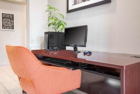 Quality Inn & Suites Arnold – St Louis