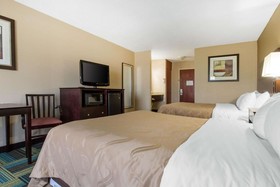 Quality Inn & Suites Arnold – St Louis
