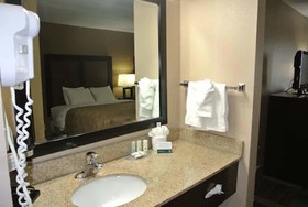 Quality Inn & Suites Arnold – St Louis