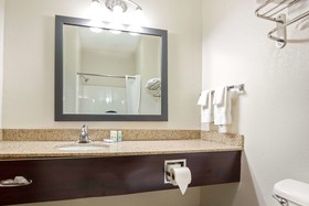 Quality Inn & Suites Arnold – St Louis