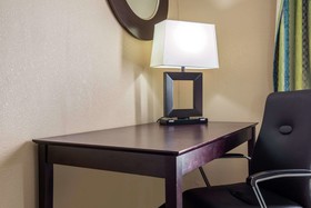 Quality Inn & Suites Arnold – St Louis