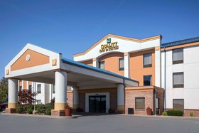 Quality Inn & Suites Arnold – St Louis
