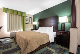 Quality Inn & Suites Arnold – St Louis