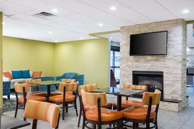 Quality Inn & Suites Arnold – St Louis