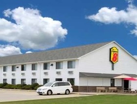 Super 8 by Wyndham Bethany MO
