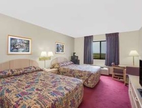 Super 8 by Wyndham Bethany MO