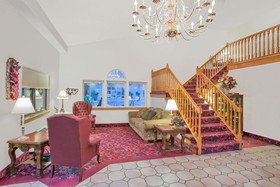 Super 8 by Wyndham Bethany MO