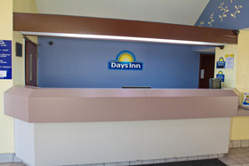 Days Inn by Wyndham Blue Springs