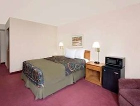 Days Inn by Wyndham Boonville