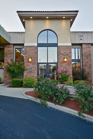 Best Western Plus Landing View Inn & Suites