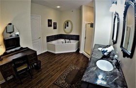 Bradford House Bed & Breakfast