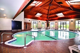 Comfort Inn & Suites Branson Meadows