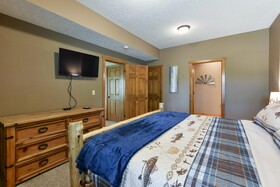 Coyote Cabin