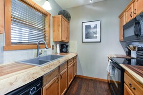 Coyote Cabin