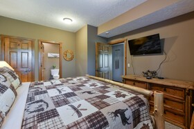Coyote Cabin