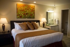 Grand Crowne Resorts - Grand Crowne