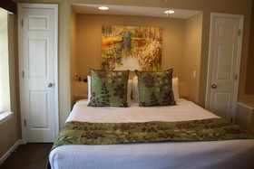 Grand Crowne Resorts - Grand Crowne