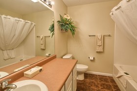 Grand Crowne Resorts - Grand Crowne