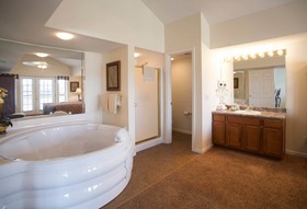 Grand Crowne Resorts - Grand Crowne