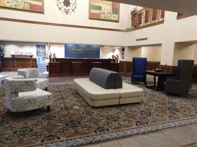 Grand Plaza Hotel & Conference Center