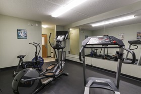 Grand View Inn & Suites