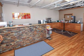 Super 8 by Wyndham Branson / Shepherd of the Hills Exwy