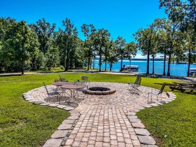 Table Rock Resorts at Indian Point
