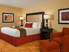 Branson Hillside Hotel